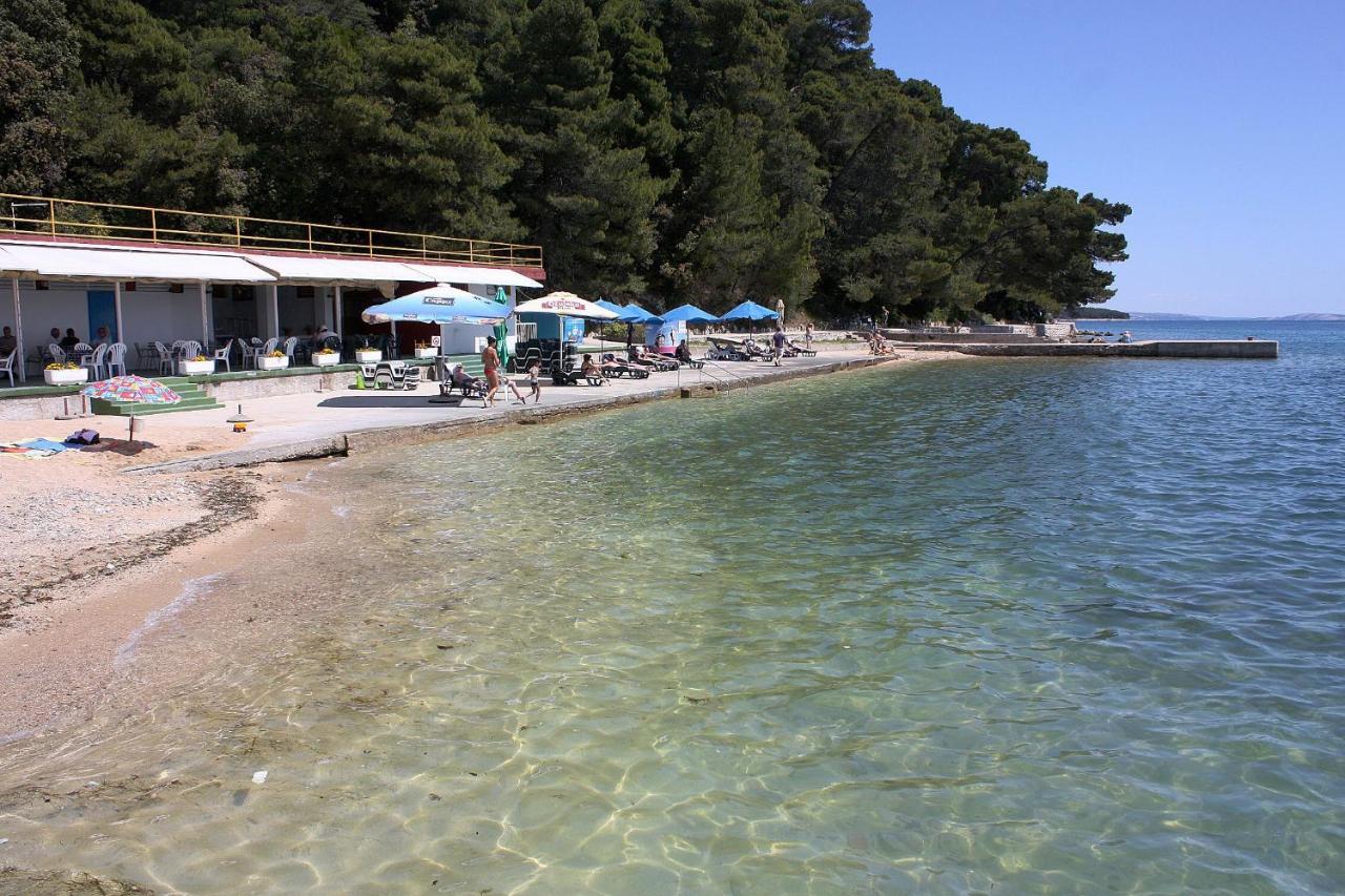 Apartments And Rooms By The Sea Palit, Rab - 5010 ภายนอก รูปภาพ