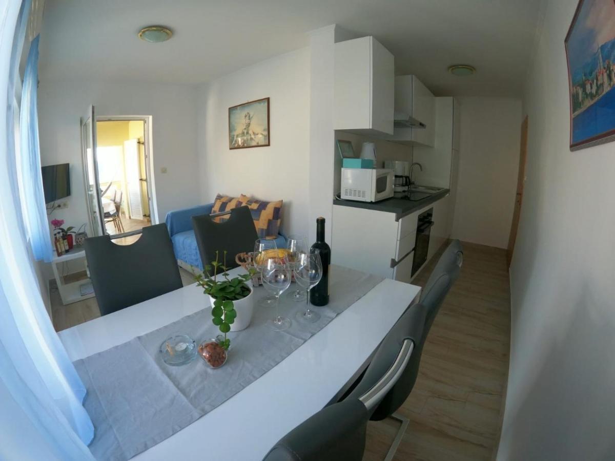 Apartments And Rooms By The Sea Palit, Rab - 5010 ภายนอก รูปภาพ