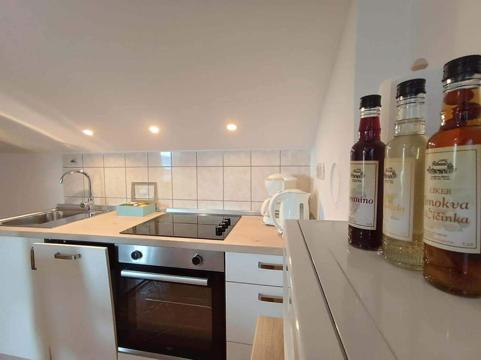 Apartments And Rooms By The Sea Palit, Rab - 5010 ห้อง รูปภาพ